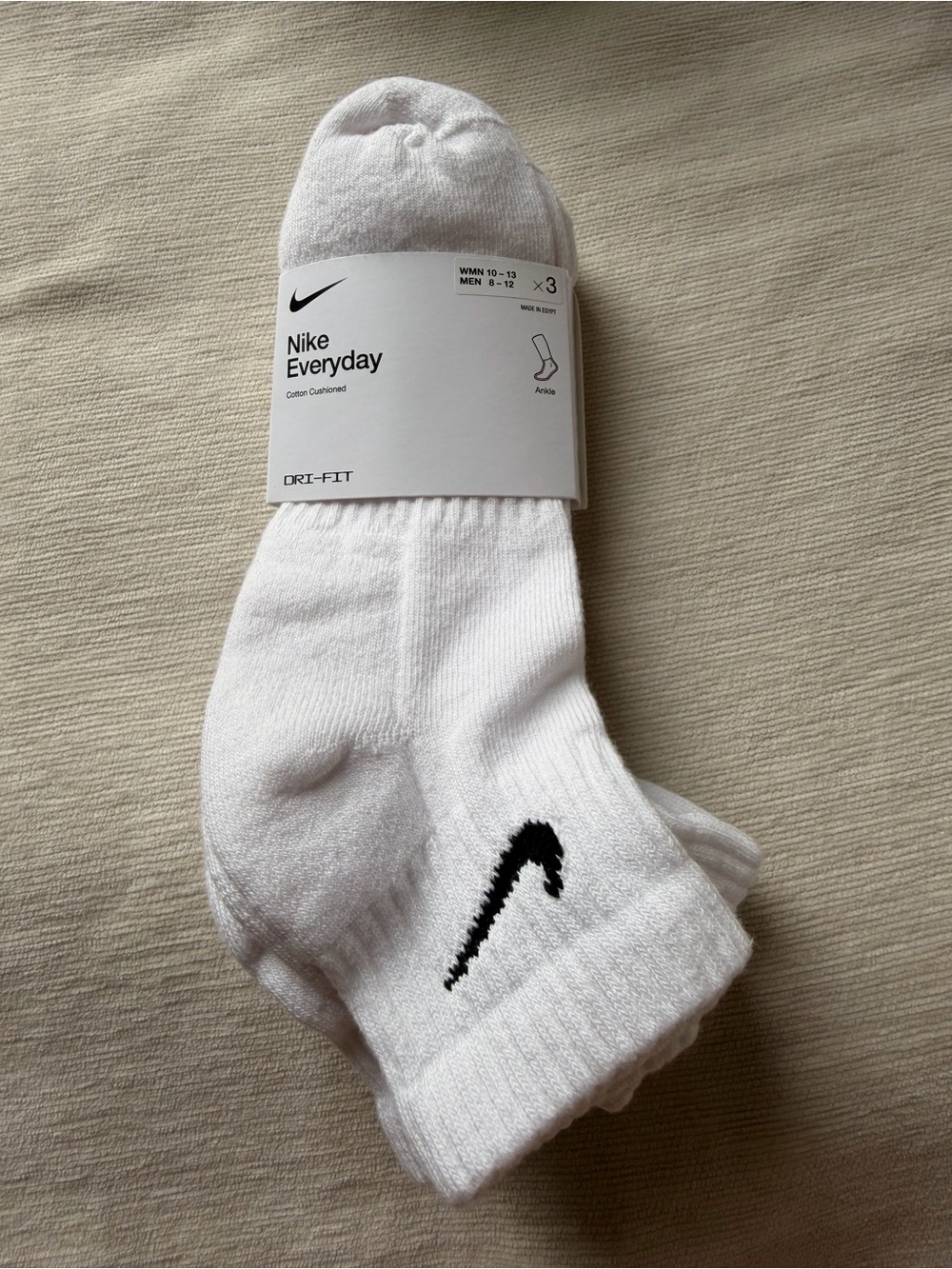 Nike White Ankle Athletic Socks with Black Swoosh (3-Pack)